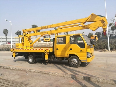 南通市曲臂自行式高空作业车的应用与优势